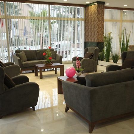 Palmcity Hotel Turgutlu ภายนอก รูปภาพ